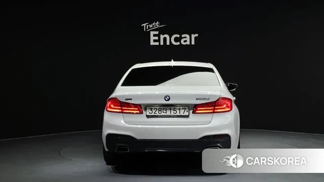 BMW 5 Series (G30) id 3307822 из Кореи 14