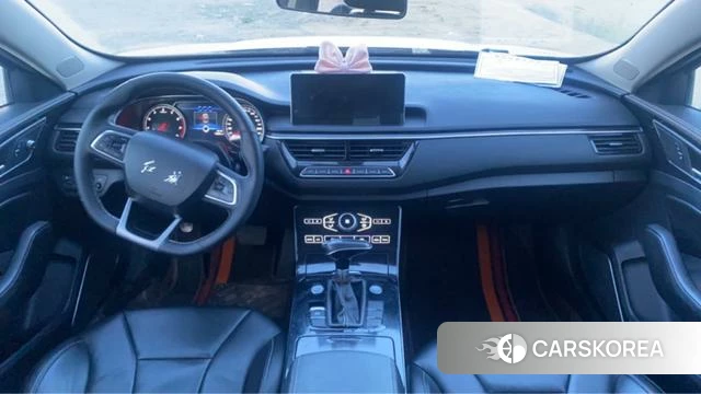 Red flag H5 classic 2019 Белый из Китая, фото 4