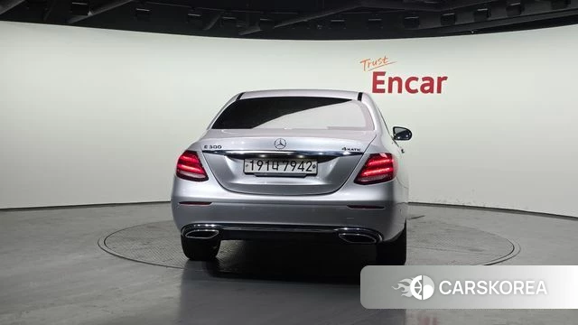 Mercedes-Benz E-Class W213 id 3917376 из Кореи 14