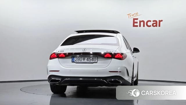 Mercedes-Benz E-Class W214 id 4602073 из Кореи 28