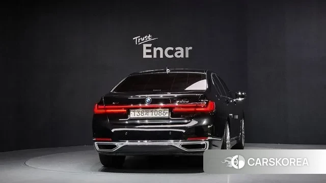 BMW 7 Series (G11) id 3692156 из Кореи 14