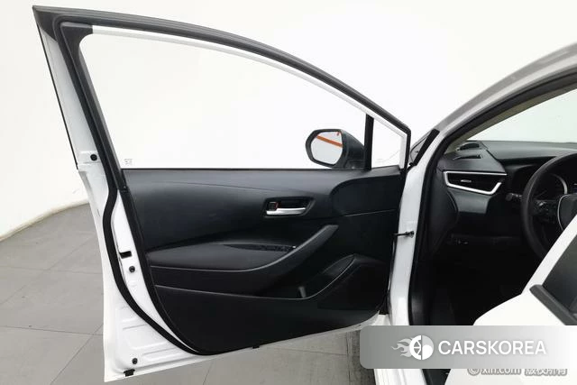 Toyota Corolla id 4301256 из Китая 18