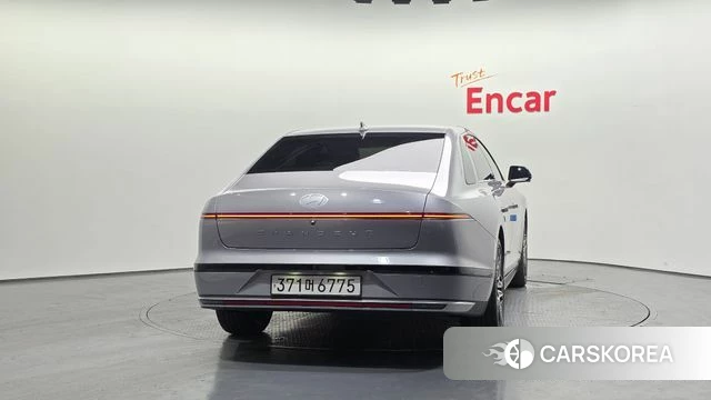 Hyundai Grandeur (GN7) id 4584989 из Кореи 14