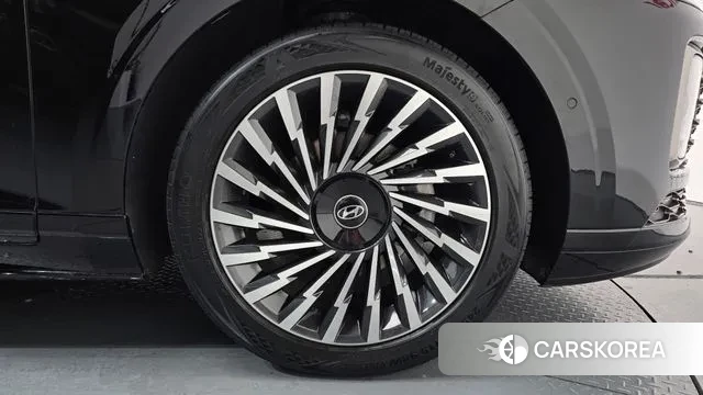 Hyundai Grandeur Hybrid (GN7) id 3246711 из Кореи 14