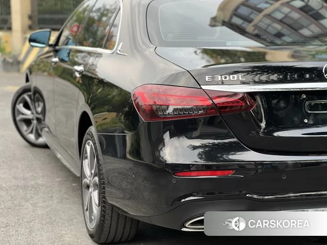 Mercedes-Benz E-class id 4359283 из Китая 13