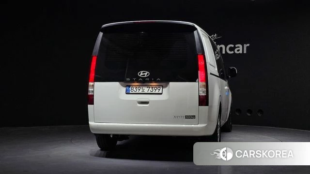 Hyundai Staria id 4280369 из Кореи 14