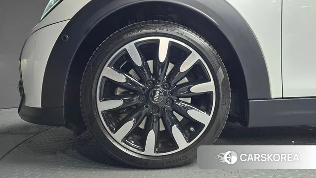 Mini Cooper S id 3964101 из Кореи 14