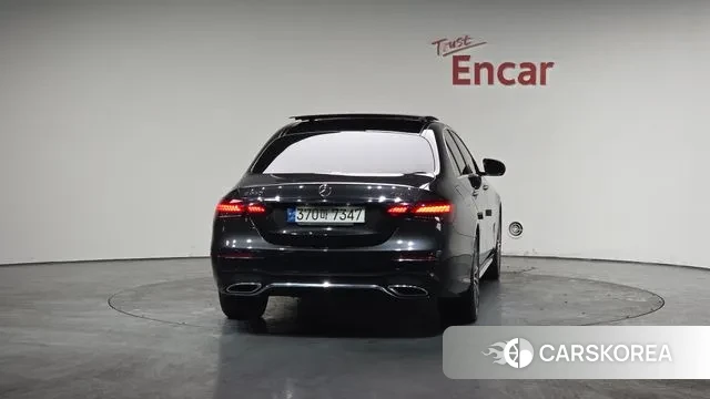 Mercedes-Benz E-Class W213 id 3616159 из Кореи 14