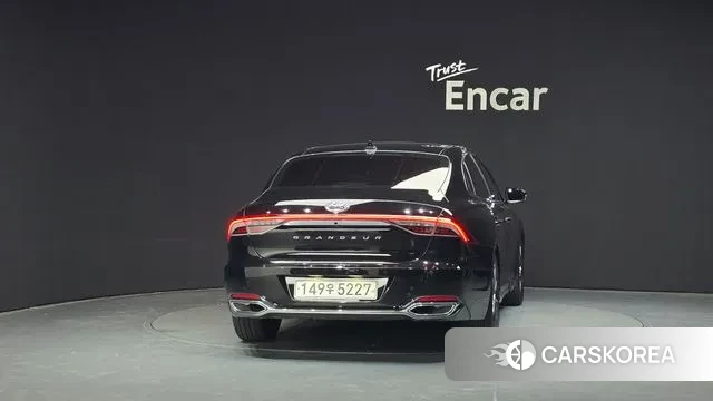 Hyundai The New Grandeur IG id 3037994 из Кореи 14