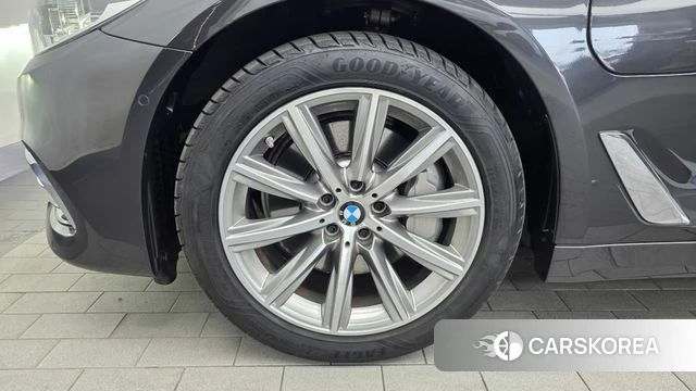 BMW 5 Series (G30) id 4662429 из Кореи 28