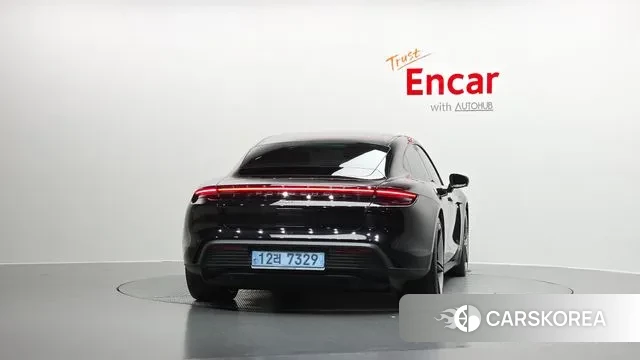 Porsche Taycan id 3411552 из Кореи 14