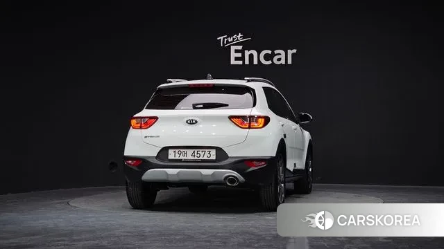 Kia Stonic id 3766624 из Кореи 14