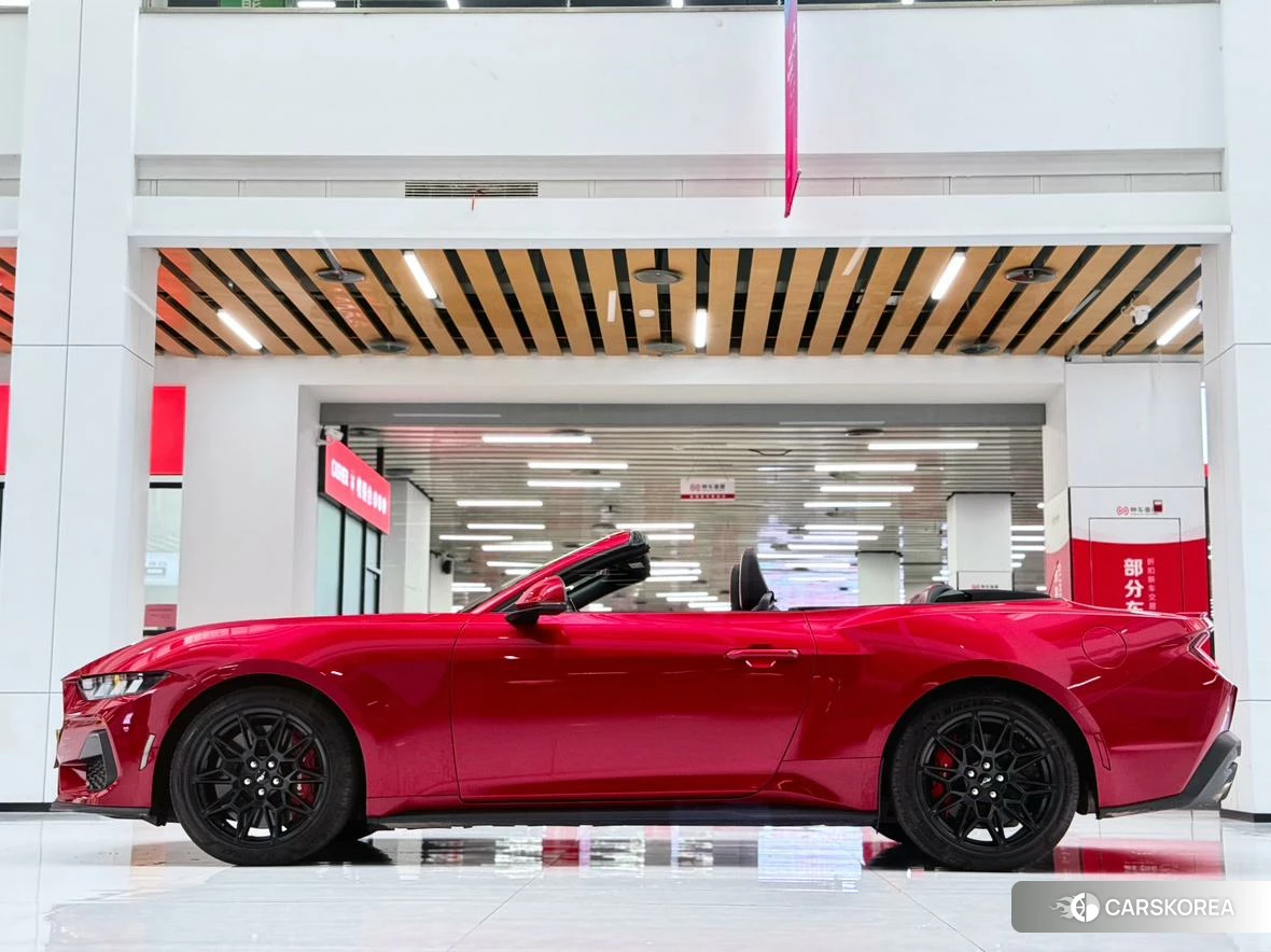 Ford Mustang 2024 Красный из Китая, фото 4