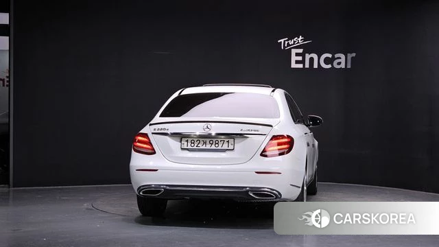 Mercedes-Benz E-Class W213 id 4737207 из Кореи 14