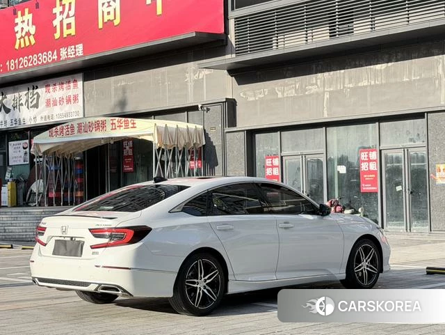 Honda Accord 2022 Белый из Китая, фото 5
