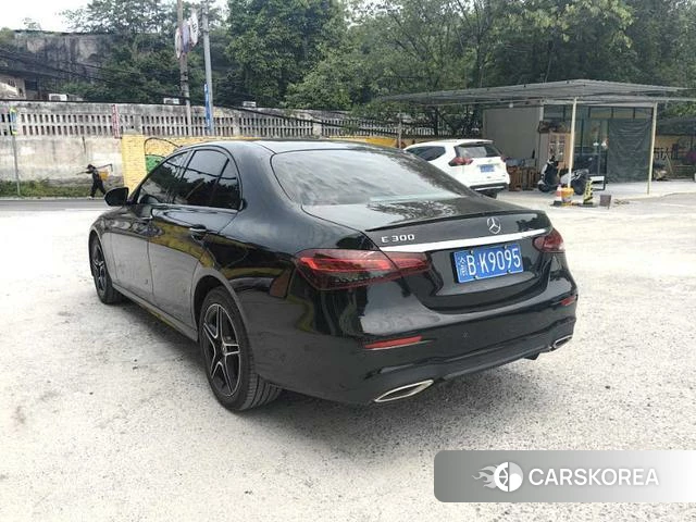 Mercedes-Benz E-class (imported) 2023 Черный из Китая, фото 4