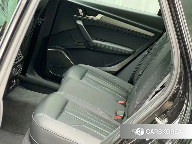Audi Q5L id 4215010 из Китая 19