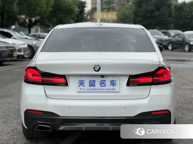 BMW 5 series 2023 Белый из Китая, фото 4