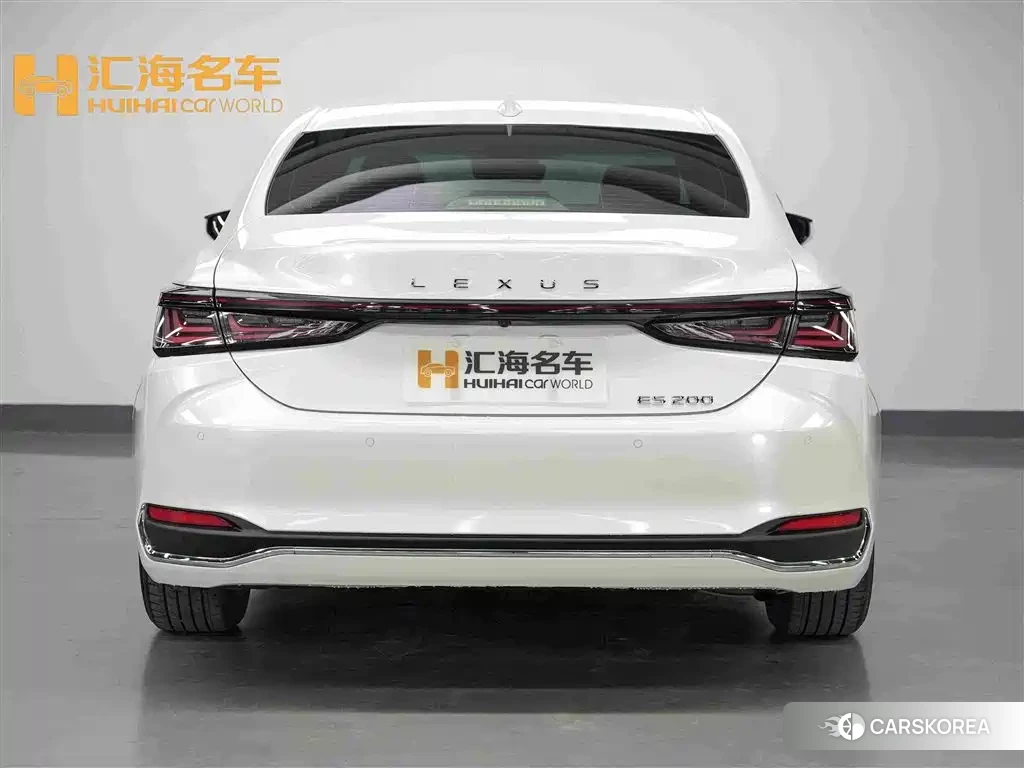 Lexus ES id 4583663 из Китая 8