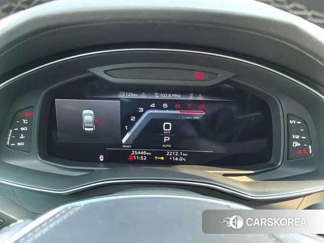 Audi A6L id 4290850 из Китая 17