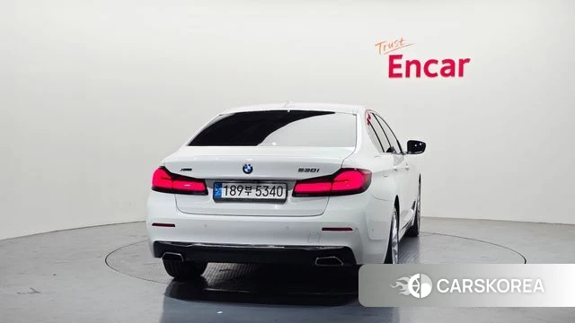 BMW 5 Series (G30) id 4224158 из Кореи 14