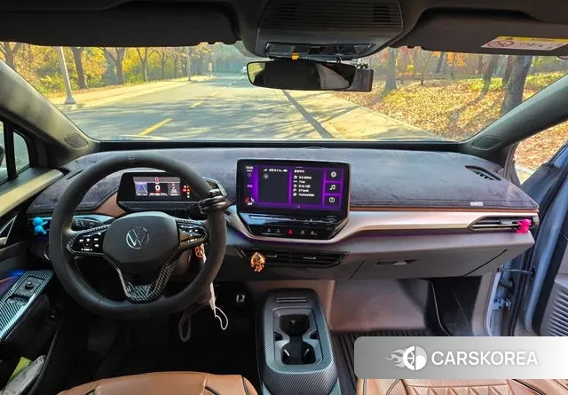 Volkswagen ID.4 2024 Серебристо-серый из Кореи, фото 4