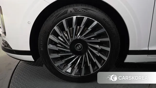 Hyundai Grandeur (GN7) id 3347258 из Кореи 14