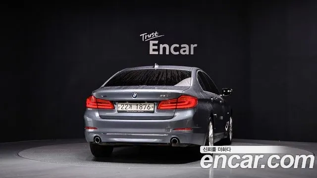 BMW 5 Series (G30) id 2932765 из Кореи 14