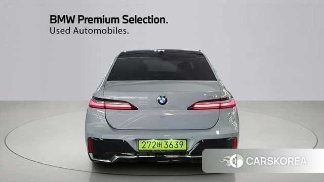 BMW 7 Series (G70) id 3876502 из Кореи 14