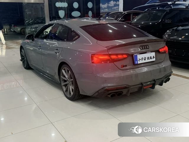 Audi S5 2023 Темно-серый из Китая, фото 4