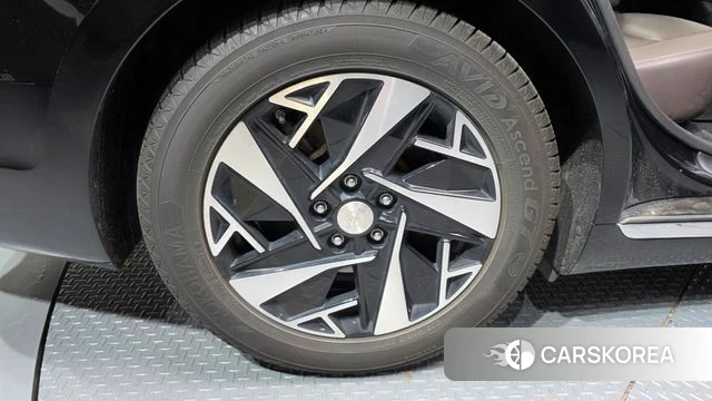 Hyundai The New Grandeur IG Hybrid id 4344977 из Кореи 31
