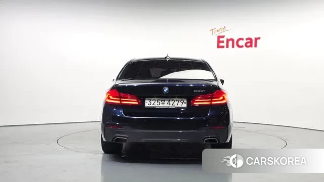 BMW 5 Series (G30) id 3464370 из Кореи 14