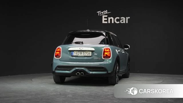Mini Cooper S id 3841919 из Кореи 14