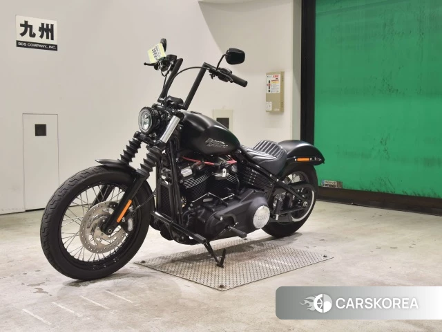 Harley-Davidson Softail Street Bob FXBB1750 2020 из Японии, фото 2