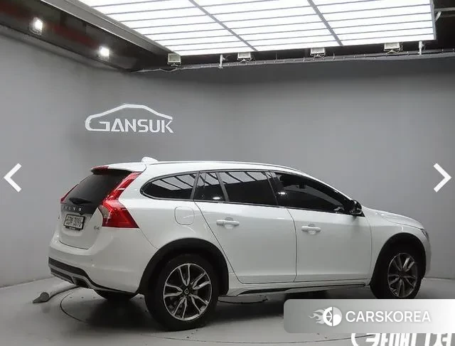 Volvo V60 Cross-Country id 3265426 из Кореи 14