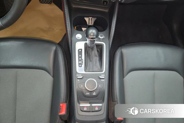 Audi Q2L id 3791766 из Китая 11