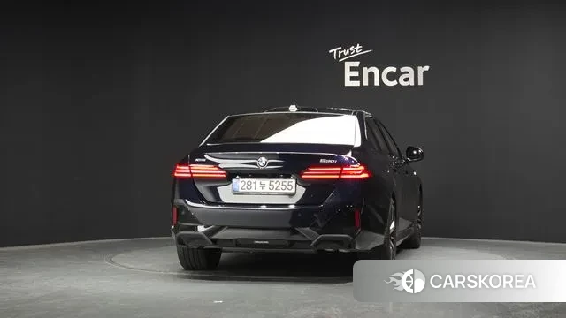 BMW 5 Series (G60) id 3769457 из Кореи 14