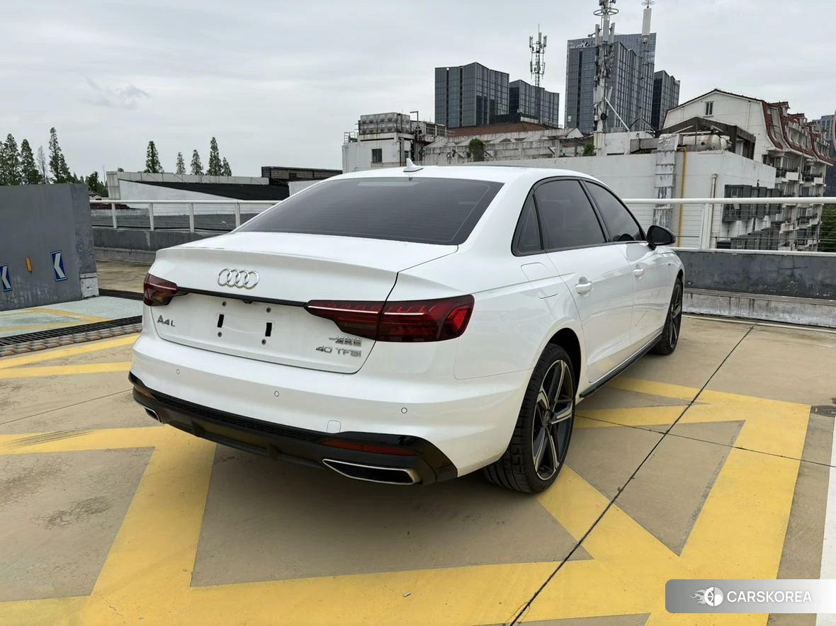 Audi A4L id 4473792 из Китая 10
