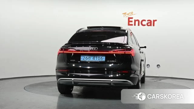 Audi e-Tron id 4444999 из Кореи 31