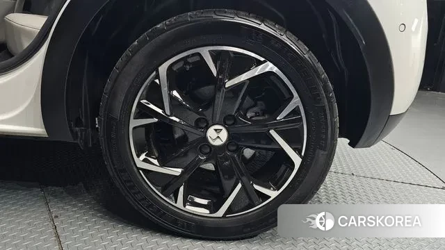 Citroen / DS DS3 Crossback id 3504384 из Кореи 14