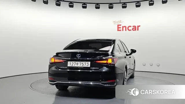 Lexus ES300h 7th generation id 3530170 из Кореи 14