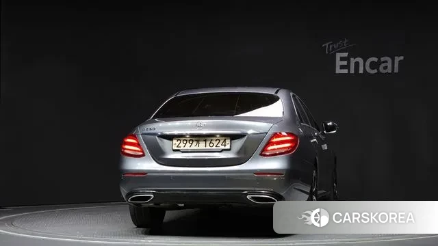 Mercedes-Benz E-Class W213 id 3054992 из Кореи 14