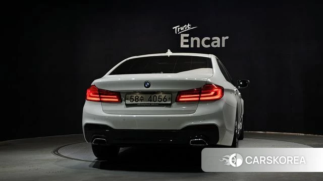 BMW 5 Series (G30) id 4693955 из Кореи 24