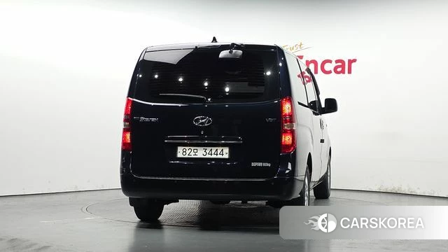 Hyundai The New Grand Starex id 4020056 из Кореи 14