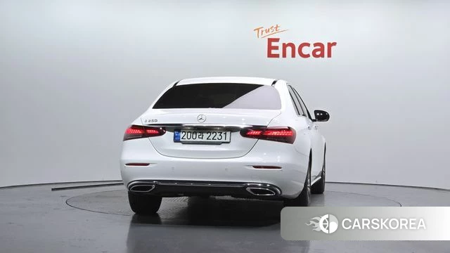 Mercedes-Benz E-Class W213 id 4593967 из Кореи 24
