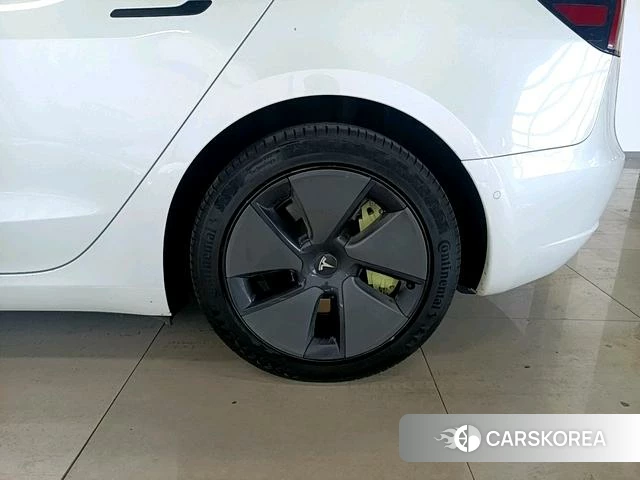 Tesla Model 3 id 4253105 из Китая 14