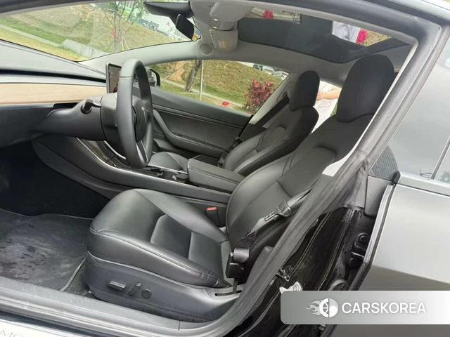 Tesla Model 3 2020 Черный из Китая, фото 5