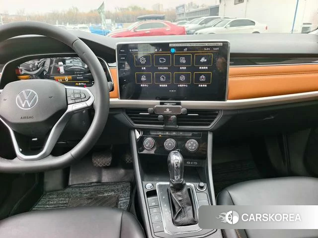 Volkswagen Bora id 4255727 из Китая 13
