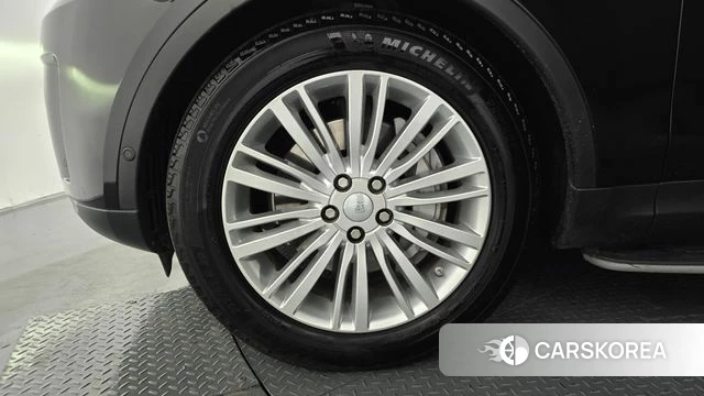 Land Rover Discovery 5 id 4568191 из Кореи 31