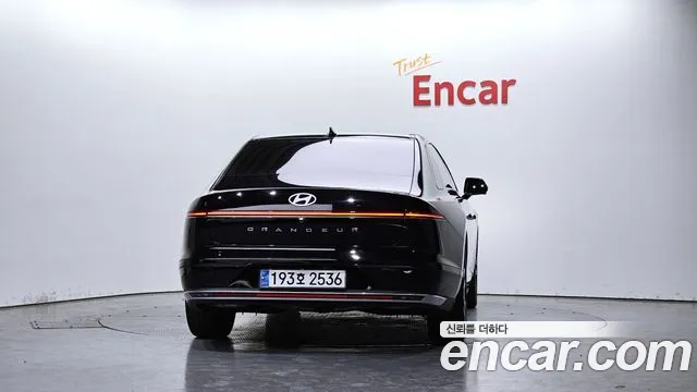 Hyundai Grandeur (GN7) id 2736088 из Кореи 14